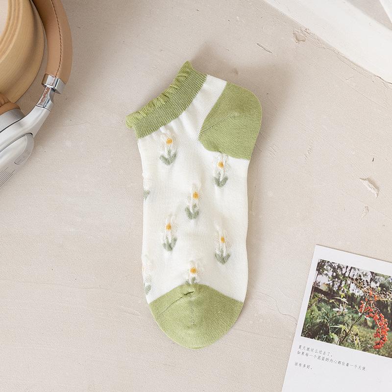 Ladies Summer Thin Simple and Comfortable with Sweet Small Fresh Light Mouth Green Socks