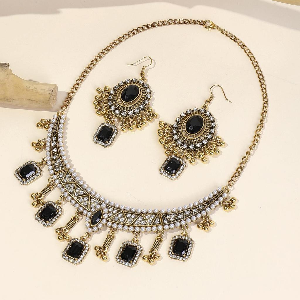 Retro Indian-Style Rhinestone Necklace & Earring Set with Tassel Clavicle Chain