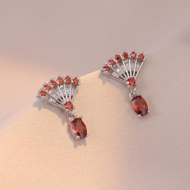 Fan retro palace style skirt red diamond earrings color treasure set