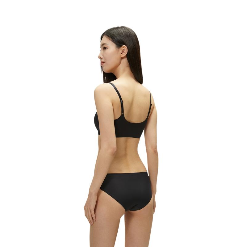 Calvin Klein Comfortable Wireless Thin Padded Bralette Women Underwear Space-Black QF4783O-UB1