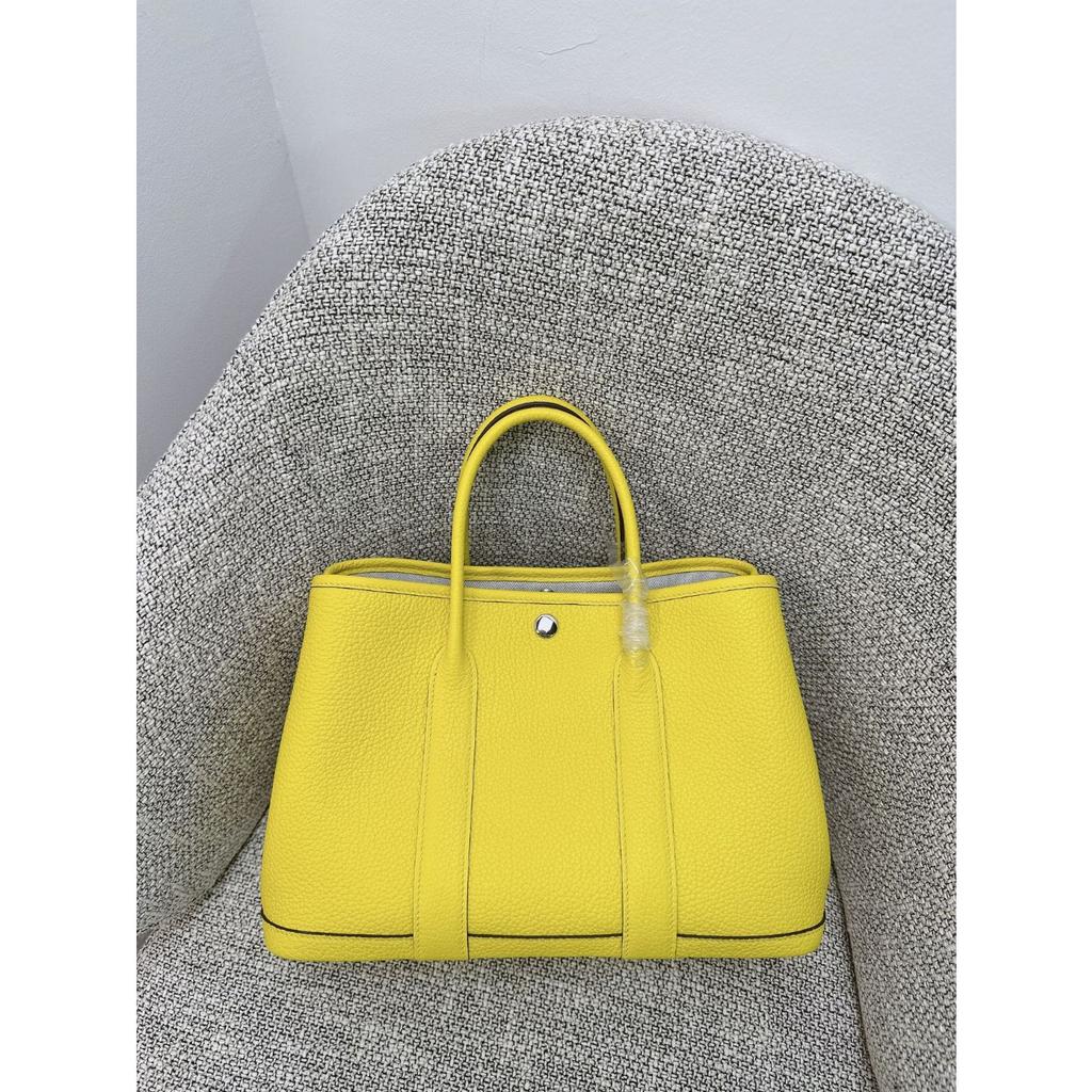 Borsa da giardino cucita a mano con filo cerato, ferramenta interamente in acciaio, borsa da donna portatile in pelle bovina primo strato con motivo a collo di mucca Ntogo