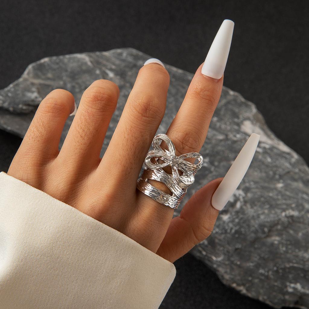 European and American Simple Straight Line Adjustable Ring, Hip-hop Style, Geometric Irregular Opening Bow Ring