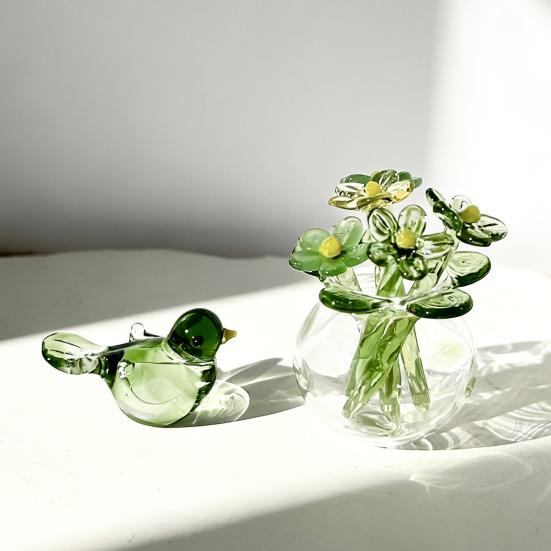 Niedliche Mini-Figur Blume aus Kunstkristall, mundgeblasenes Glas-Bouquet, Sammlerstück, kleines Blumenvasen-Ornament mit Biene/Vogel für Heim- und Büro-Tischdekoration