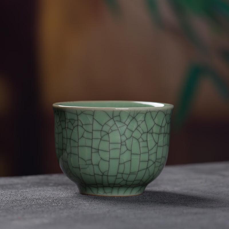 

Longquan Ge Kiln Ceramic Kung Fu Teacup