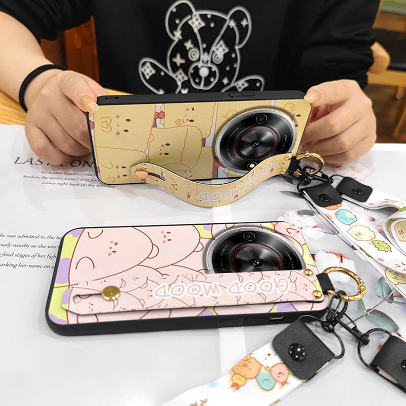 Tecknad Dammavvisande Mobilskal För ZTE Blade A75 5G/Nubia Focus 5G/Calf 5G Sött Skyddande Armband Tålig Silikonring