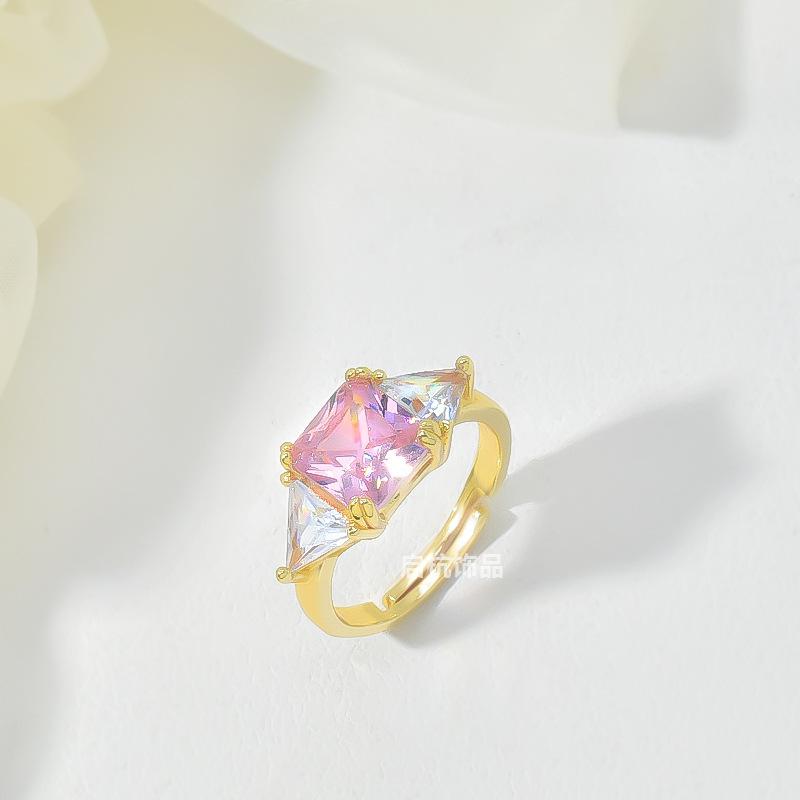 Pink Square Necklace Women'S Premium Versatile Temperament Gem Pendant Delicate Clavicle Chain Accessories