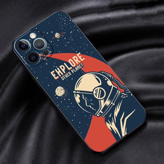 Soft Case For Apple iPhone 11 13 Pro Max 14 12 Mini 7 8 Plus X XS XR SE 2020 6 6S 5 5S Phone Cover Funda Cartoon Cool Astronaut