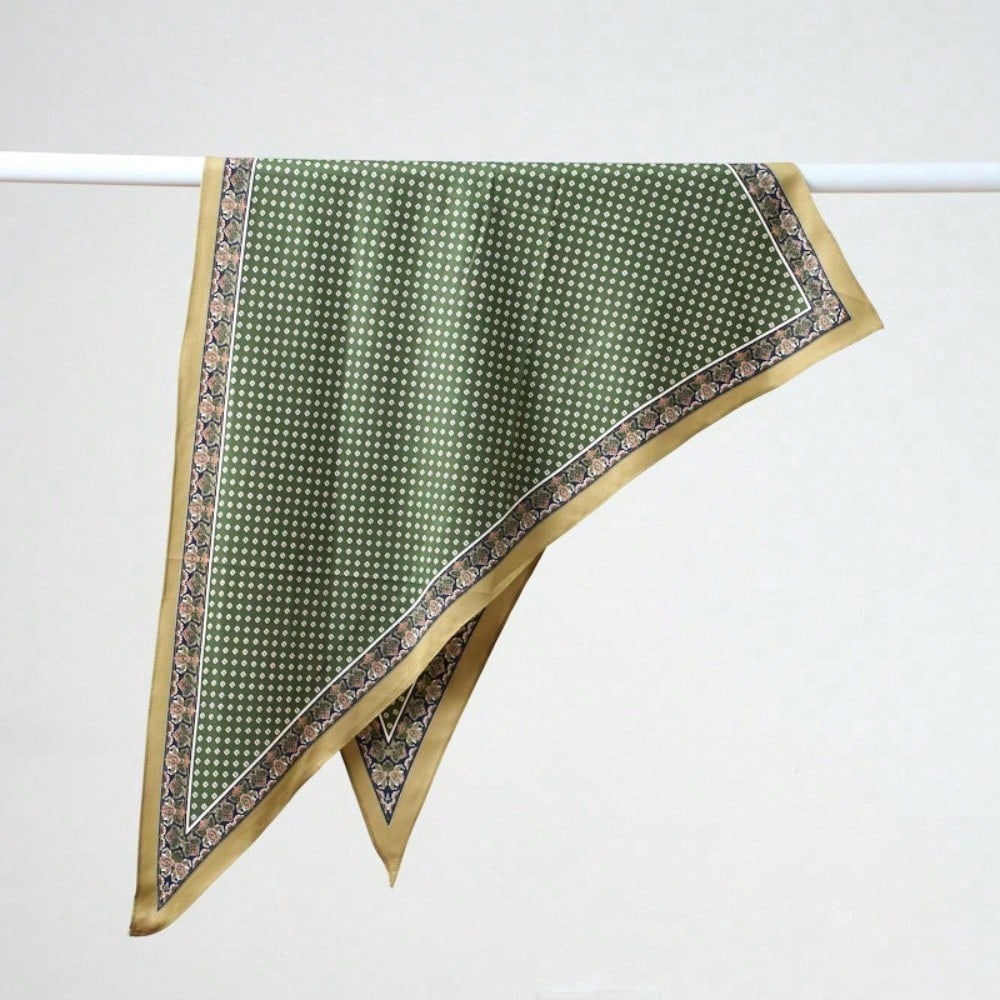 New Fashion Printed Blue Triangle Scarf Waist Seal, Bevel Scarf Ladies Premium Versatile Decorative Silk Scarf