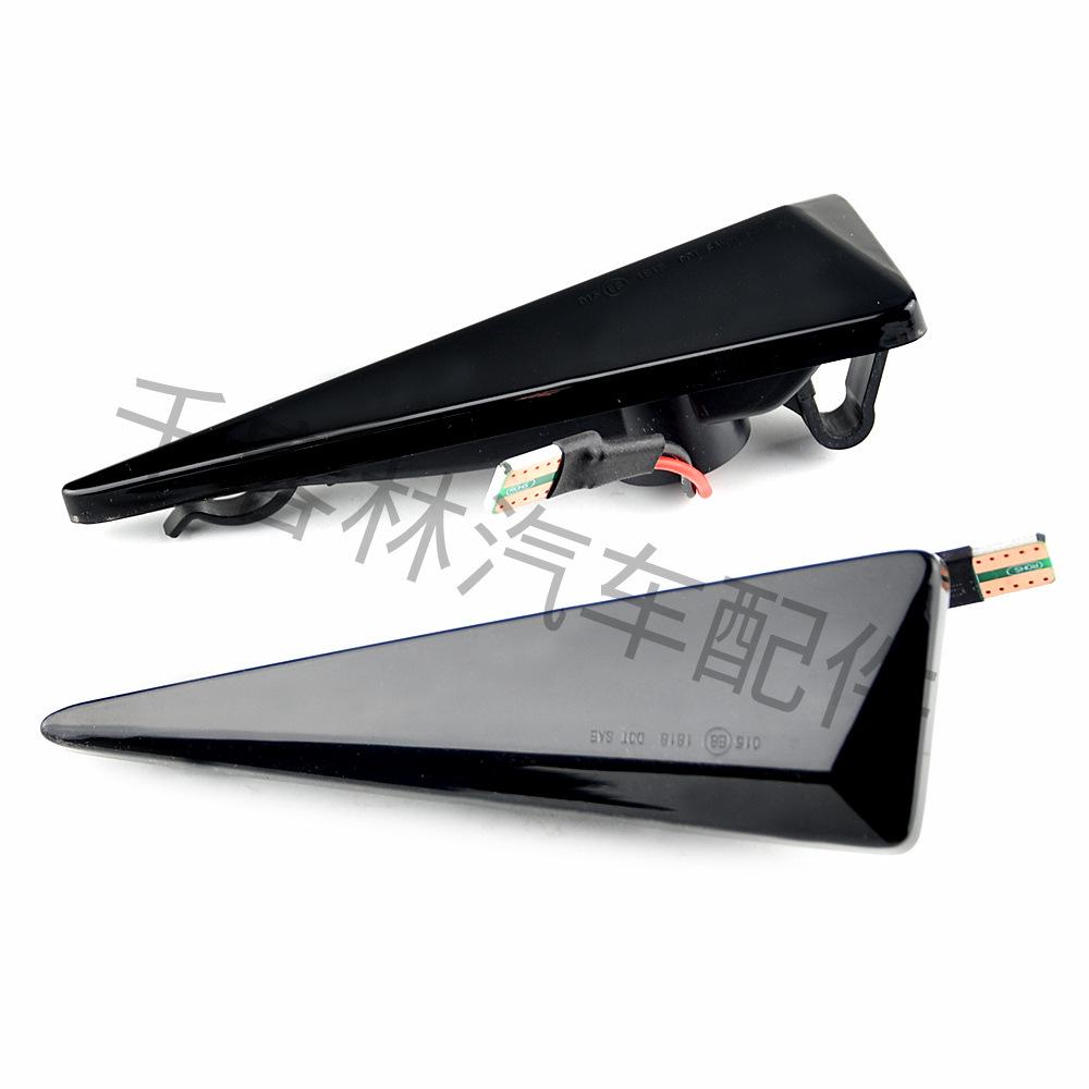 Amber LED Fender Side Lights for Renault Megane Scenic Thalia MK2 & Espace Sequential