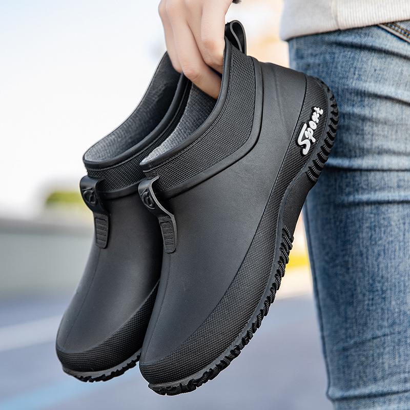 Daily Casual Rain Boots Four Seasons Thick-soled Waterproof Shoes Outdoor Wear-resistant Rain Rubber Shoes Women's Short-tube Water Shoes