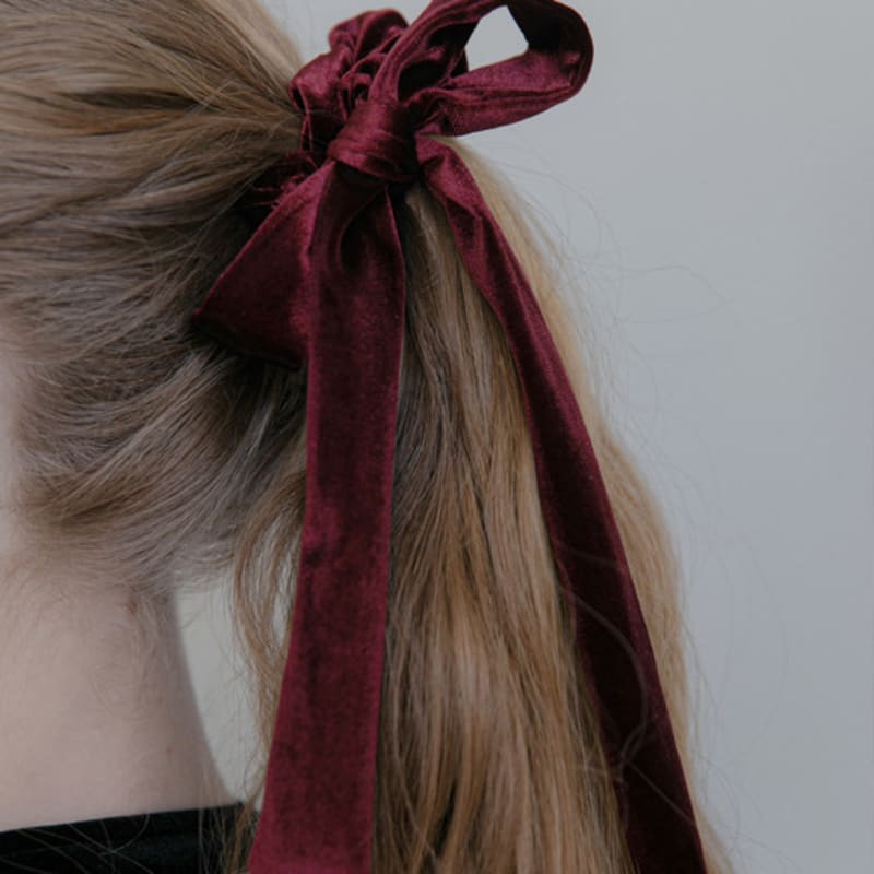 Jean Paul Clarisse Velvet Long Ribbon Scrunchie JP-22-185S