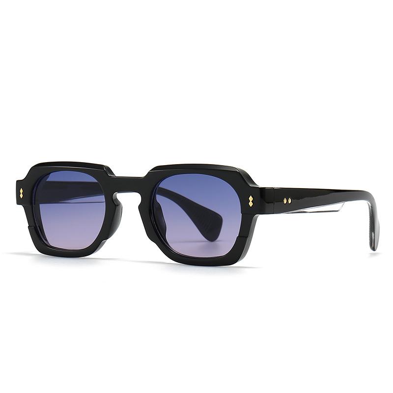 Midnite Star Ins Popular Fashion Square Rivets Men Sunglasses Vintage Punk Gradient Women Trending Light Blue Sun Glasses Uv400