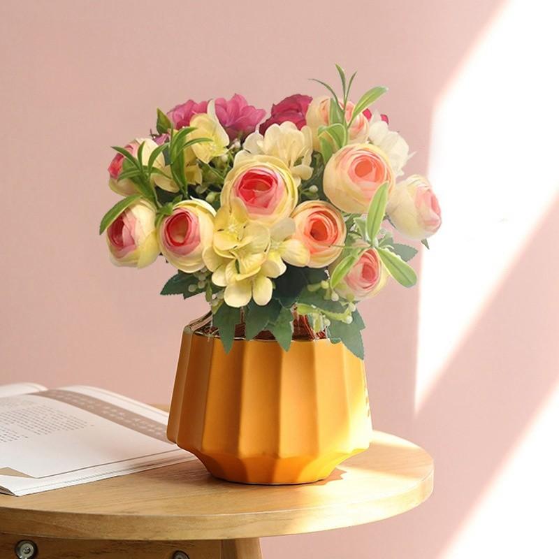 Nordic Rose Spring  Tea Bud Embroidered Ball Small Handle Flower Simulated Flower Silk Flower Wedding Photography Home Decoration Hand-held Flower