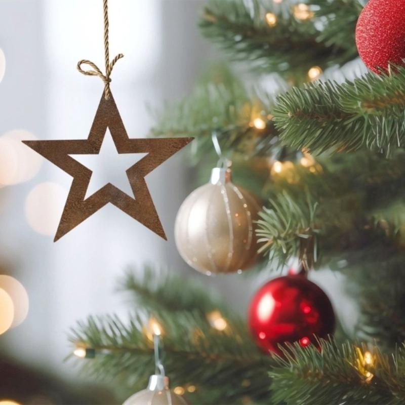 Star Holiday Metal Decor Ornament