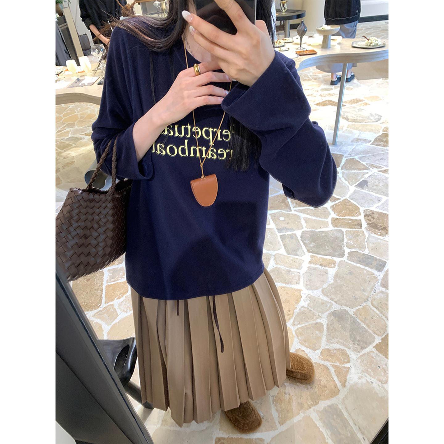 Jin Liang Women s Winter White Long-Sleeve Printed T-Shirt - Loose Fit Base Layer Medium темно-синий