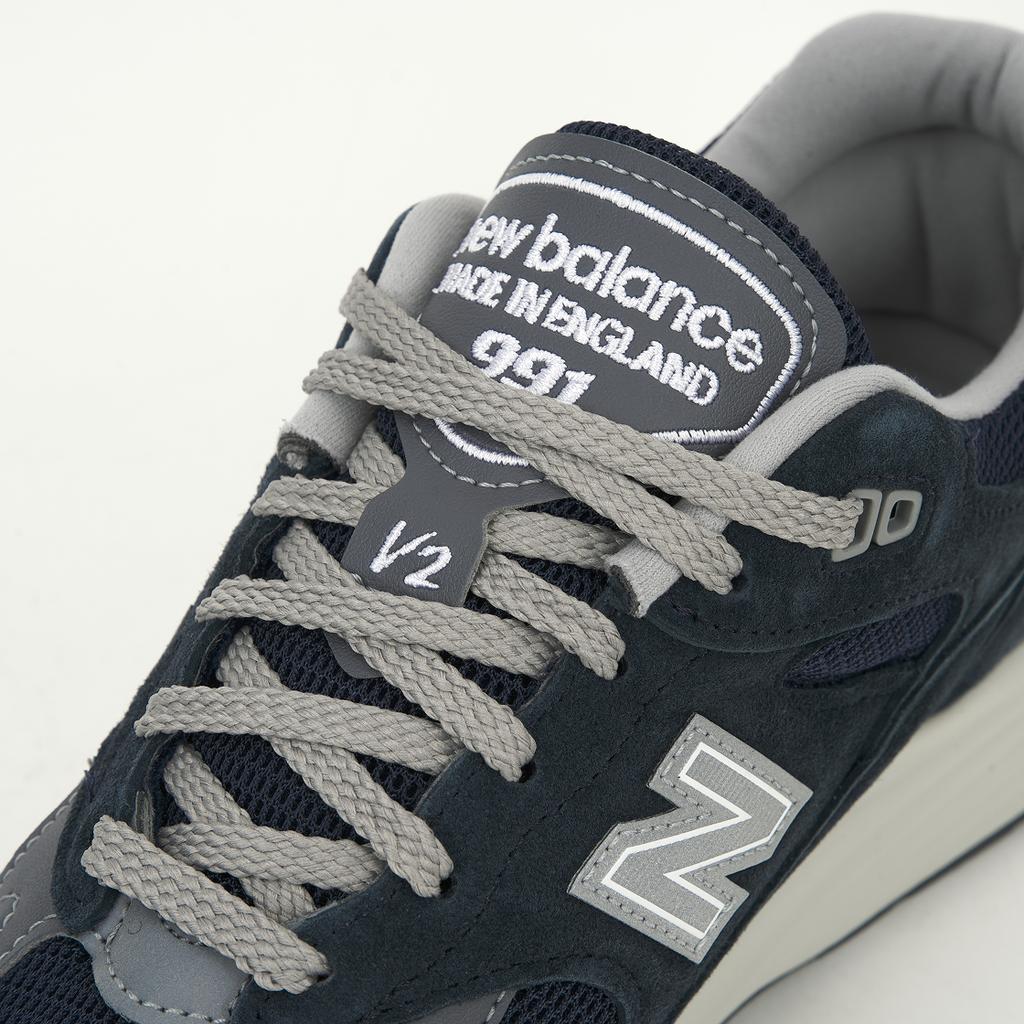 New Balance 991v2 Hergestellt in England Dunkelmarine Unisex-Sneaker Blau Smoked-Pearl Silber U991NV2