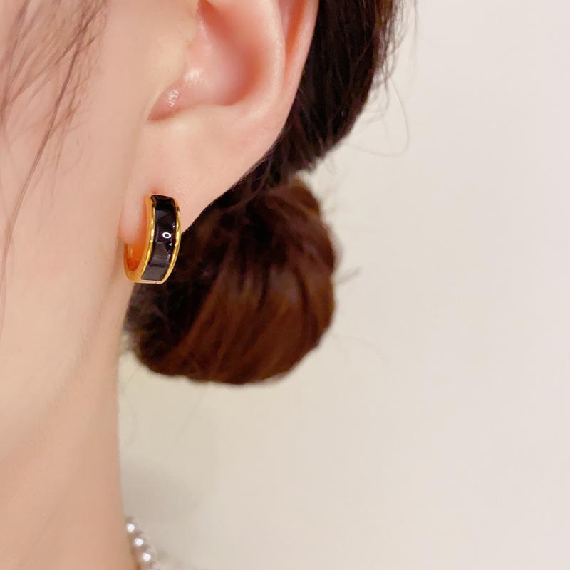 French Fashion Luxury Drip Oil Ear Cuffs - Versatile & Stylish