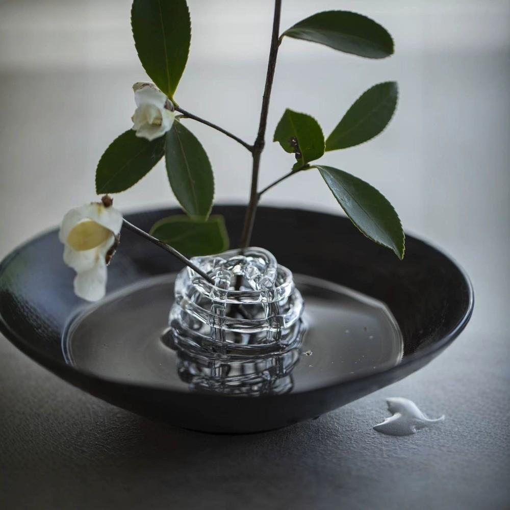 Transparent Glass Ball Vase Zen-Inspired Design Minimalist Handmade Art Vase Unique Hydroponic Flower Vase Tea Ceremony