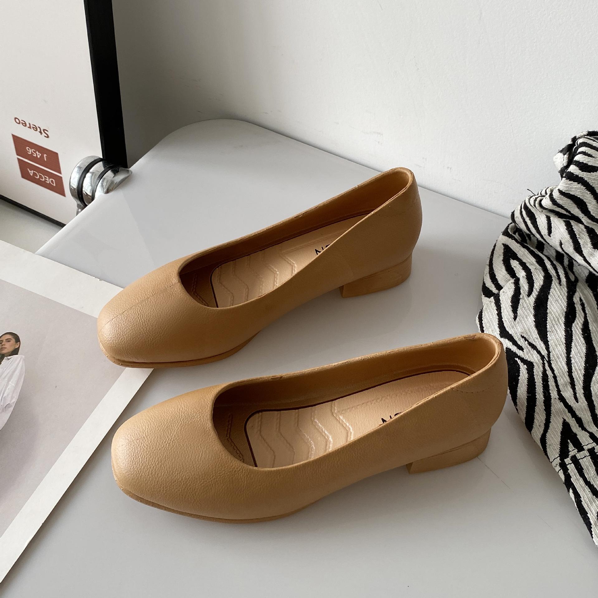 Yuzhihao Women s Low Heel Outdoor Sandals - Solid Color, Head  Heel-Covered Design for Summer 37