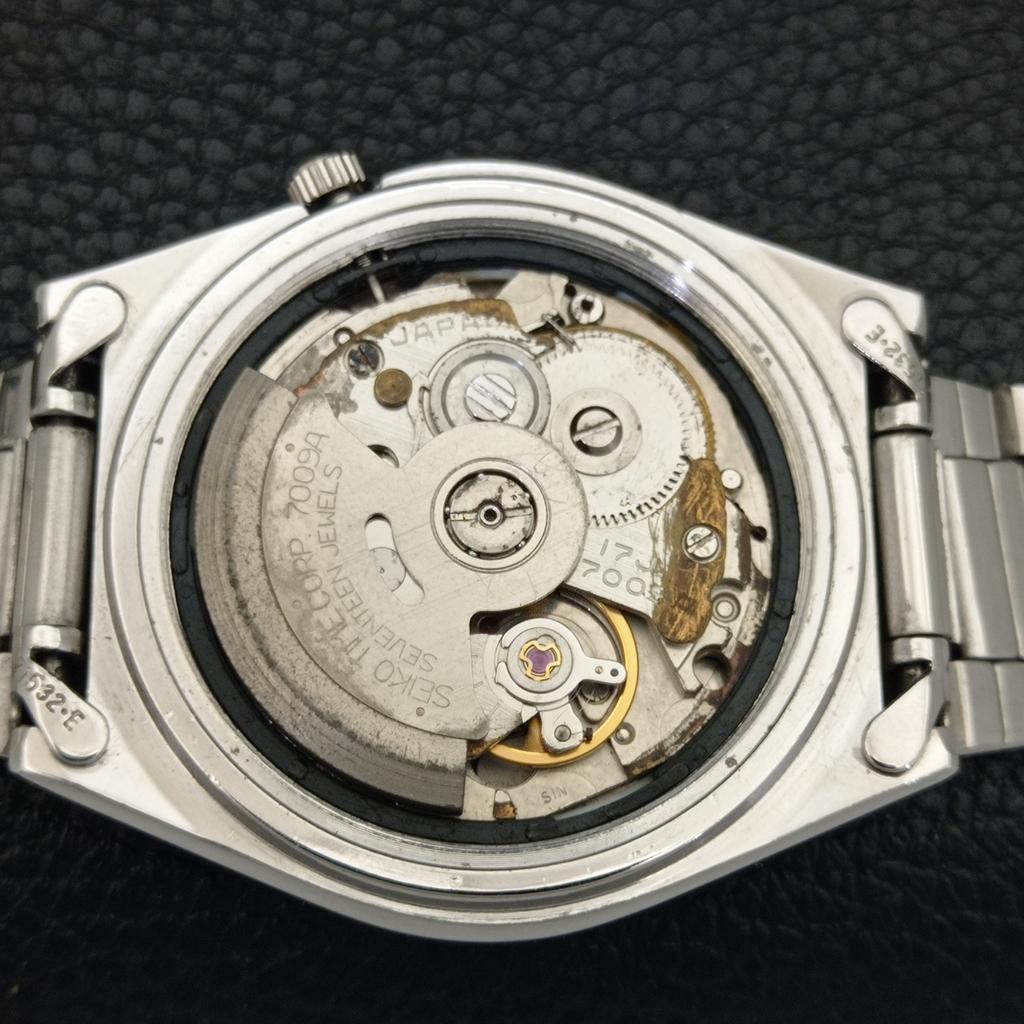 GENUINE VINTAGE SEIKO 5 AUTOMATIC 7009A JAPAN MENS RED DIAL WATCH A702404-5 R124-a702404