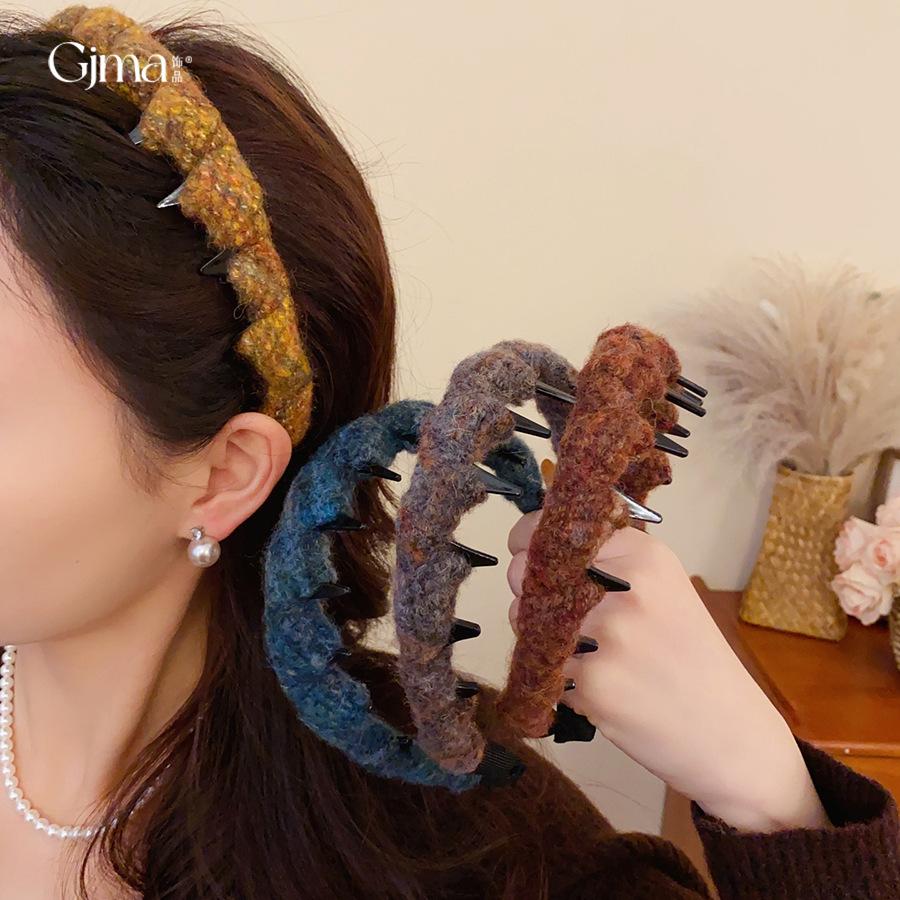 Autumn and winter retro Maillard wool woven headband headband high cranial top temperament hair accessories women