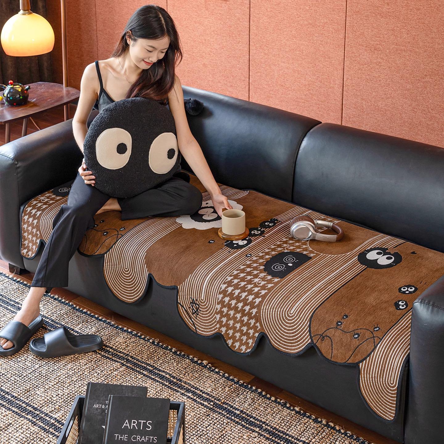 2025 new special-shaped sofa cushion universal in all seasons non-slip and anti-cat scratching leather sofa modern simple and advanced seat cushion 7070cm 1980₽