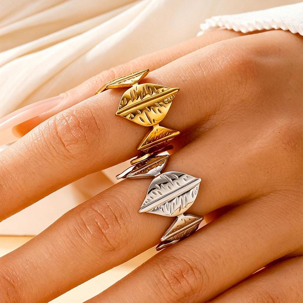 Chic Cross-Border Style Wide Leaf Stainless Steel Ring, Retro Open Design, Vacuum Plated In 18K Gold