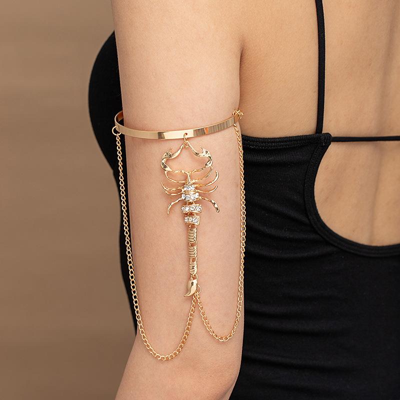 Sweet and Cool Spicy Girl Exaggerated Diamond Set, Scorpion 3D Finger Bracelet, Serpentine Arm Ring, Leg Chain, Body Chain
