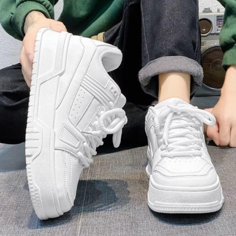 Spring New Men Small White Shoes Comfortable Casual Man Leather Shoes Flats Shoe Outdoor No Slip Walking Footwear Hommes