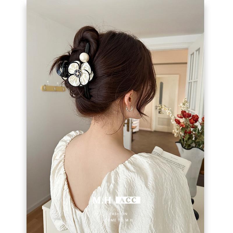 Pearl Camellia Hairpin Korean ins Gentle Wind Simple Back Head Tie Hair Accessories Grab Clip Women's