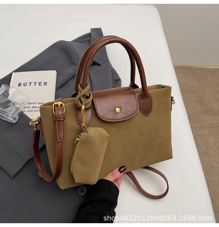 

Премиальная сумка 2025 весна новая большая замшевая сумка-тоут модная и простая на плечо мессенджер коричневый