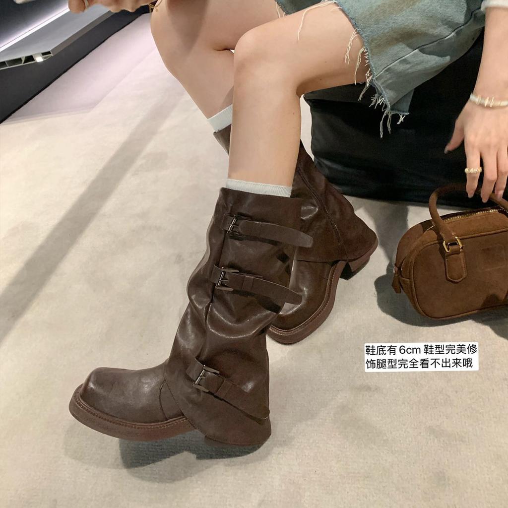 Height increase of 6cm~ 2025 Spring and Autumn new fashionable belt buckle square round head pleated medium tube knight boots women's autumn
