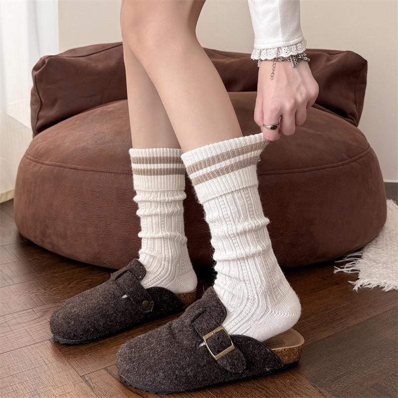 

Autumn and Winter Striped Tweed Grey Mid-calf Socks for Women, Thick and Warm Wool Cream White Calf Socks, Long Pile Socks 1 pair молоко, білий колір