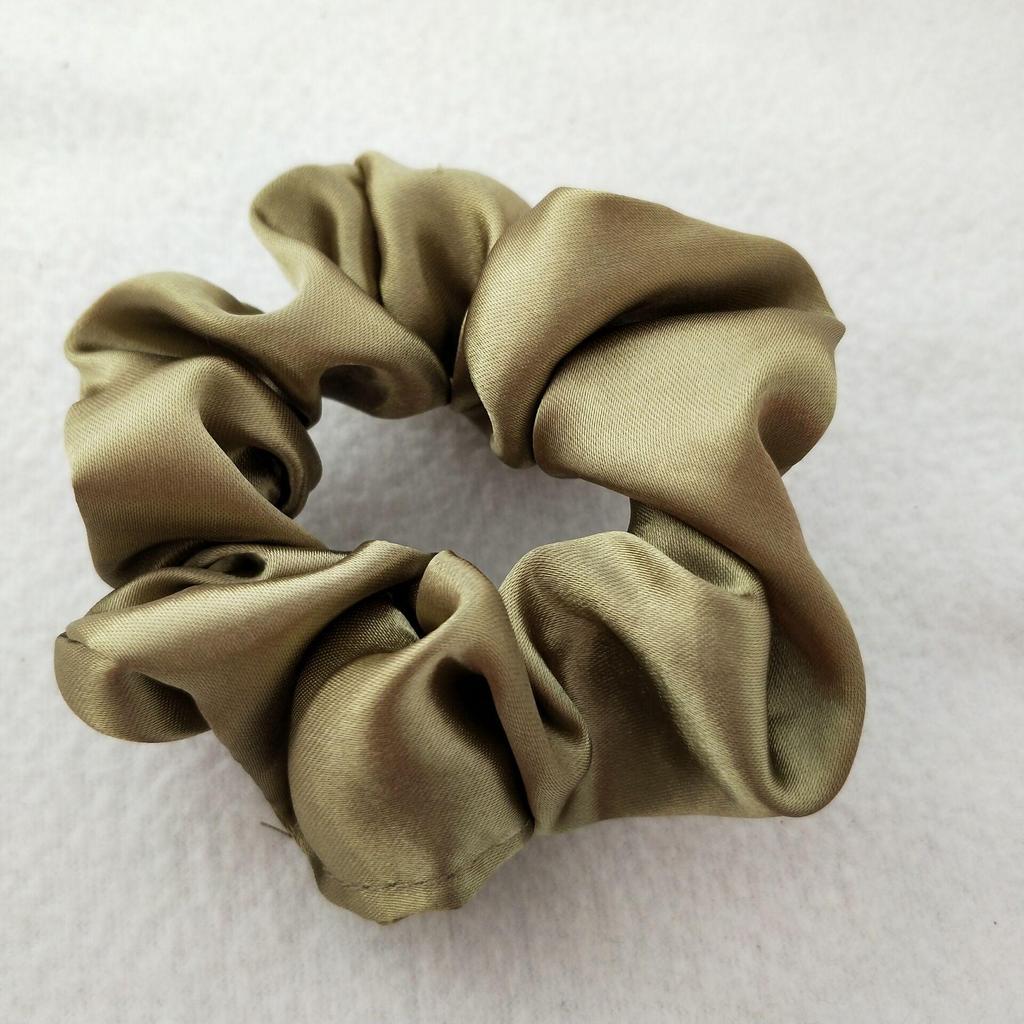 Satin Silk Hair Tie: High-End Women's Rubber Band for Elegant Buns