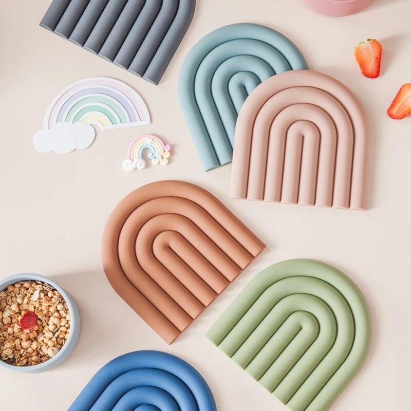Anti-hot Bowl Mat Coasters Rainbow Personality Silicone Pot Pad Mat Kitchen Heat-resistant Plate Pad Home Table Insulation Pad
