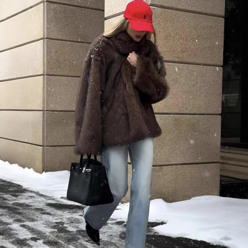 Cappotto da donna in finta pelliccia con colletto rovesciato e maniche lunghe, vestibilità larga, giacca in pelliccia streetwear
