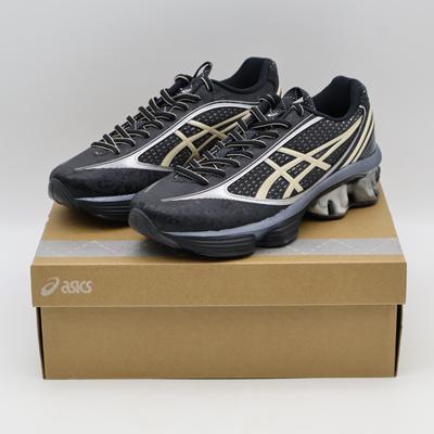Încălțăminte unisex – Adidaşi