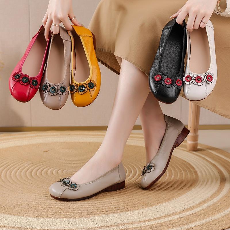 Soft-soled leather spring and autumn new leather shoes comfortable flat-soled women's shoes retro non-slip medium single shoes