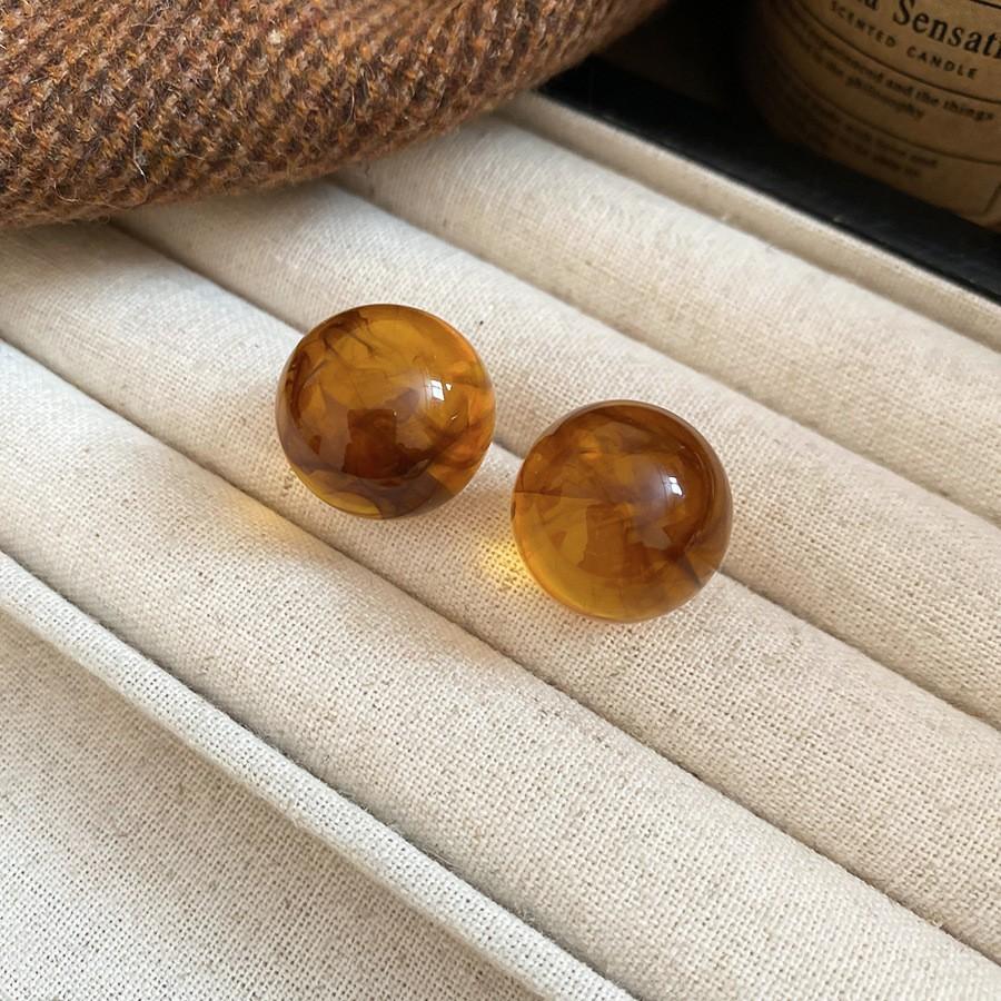 Silver Needle Retro Resin Geometric Round Oval Pendant Earrings Maillard Style Stud Earrings Niche Design Earrings Women