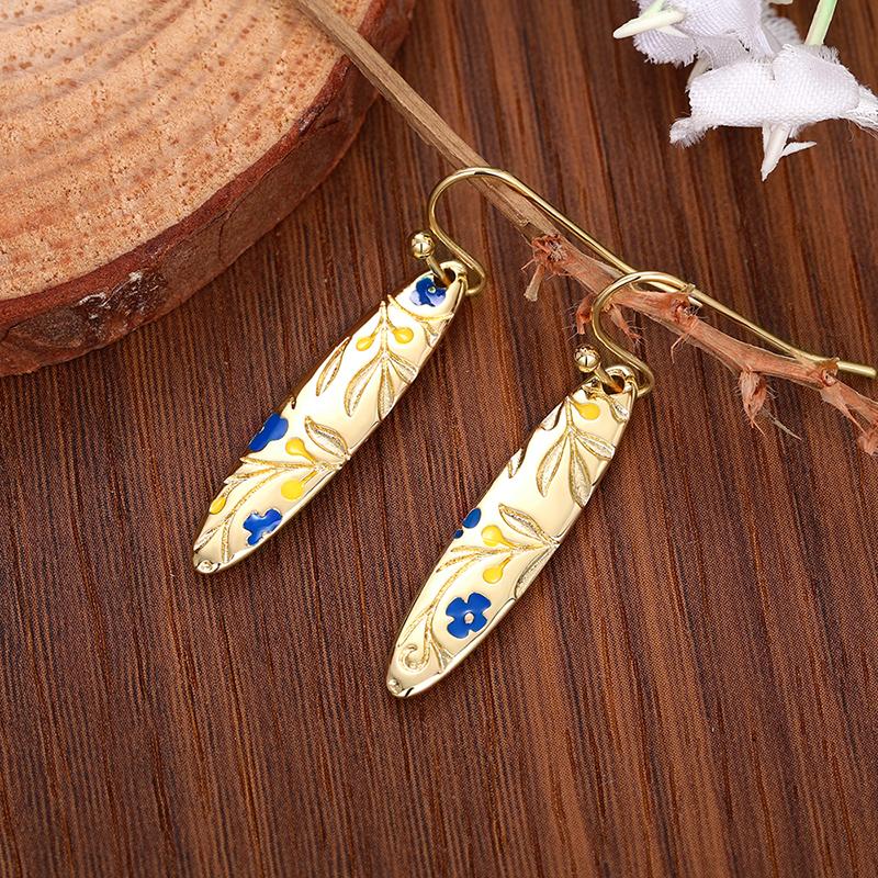 Huitan Blue Flower Yellow Leaf Carved Earrings for Women Handmade Unique Female Ear Accessories Dance Party Statement Jewelry