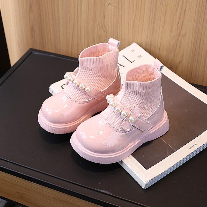 2025 Autumn Girls' Fashion: Versatile Pearl-Adorned Mid-Calf Leather Princess Boots