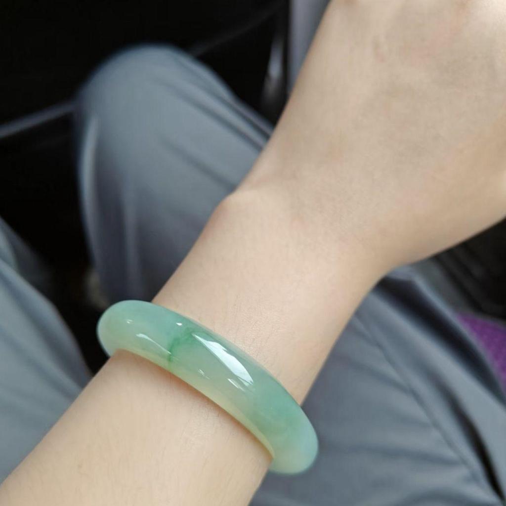 Inspirowana Xiaohongshu Chińska Stylistyka Zielona Szklana Bransoletka z Kwiatami – Świeża, Uniwersalna i Bajkowa