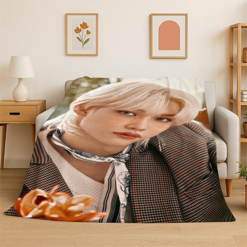 Kpop Felix Stray Kids Coperta in Flanella Morbida Calda per Camera da Letto Soggiorno Letto Viaggio Campeggio Picnic Regalo