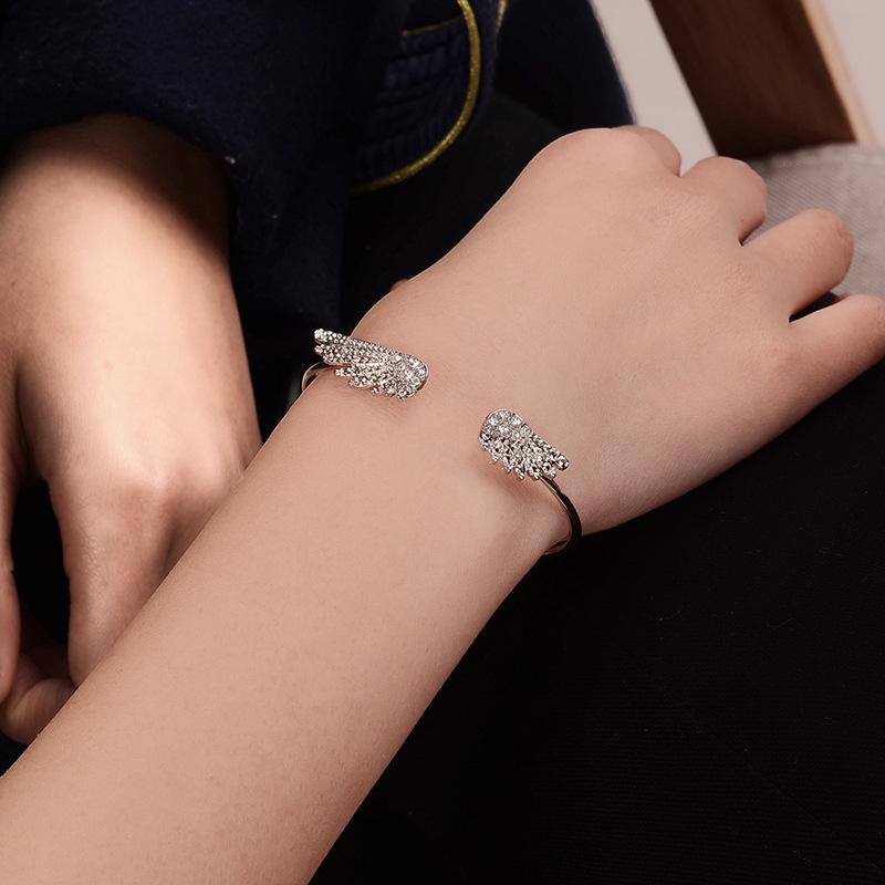 Creative Fashion Charm Angel Wings Zircon Bangles for Women Exquisite Wedding Bride Party Cuff Bracelet Jewelry Accessory Gift