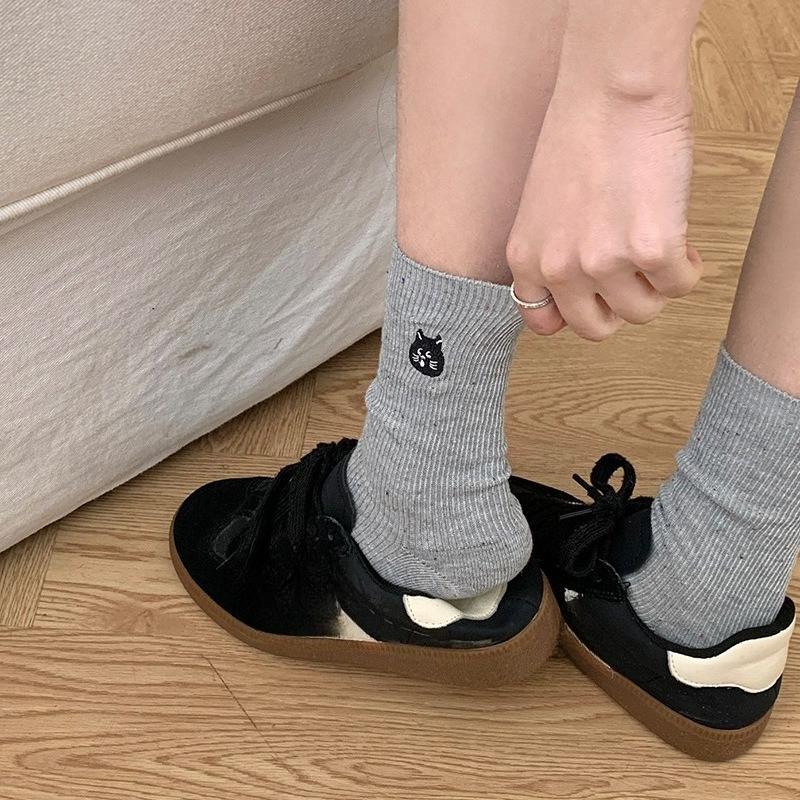 Spring and Summer Dot-yarn Embroidered Cute Dog Cartoon Socks, Women's Mid-calf Pile Socks, Trendy Pure Cotton, Versatile