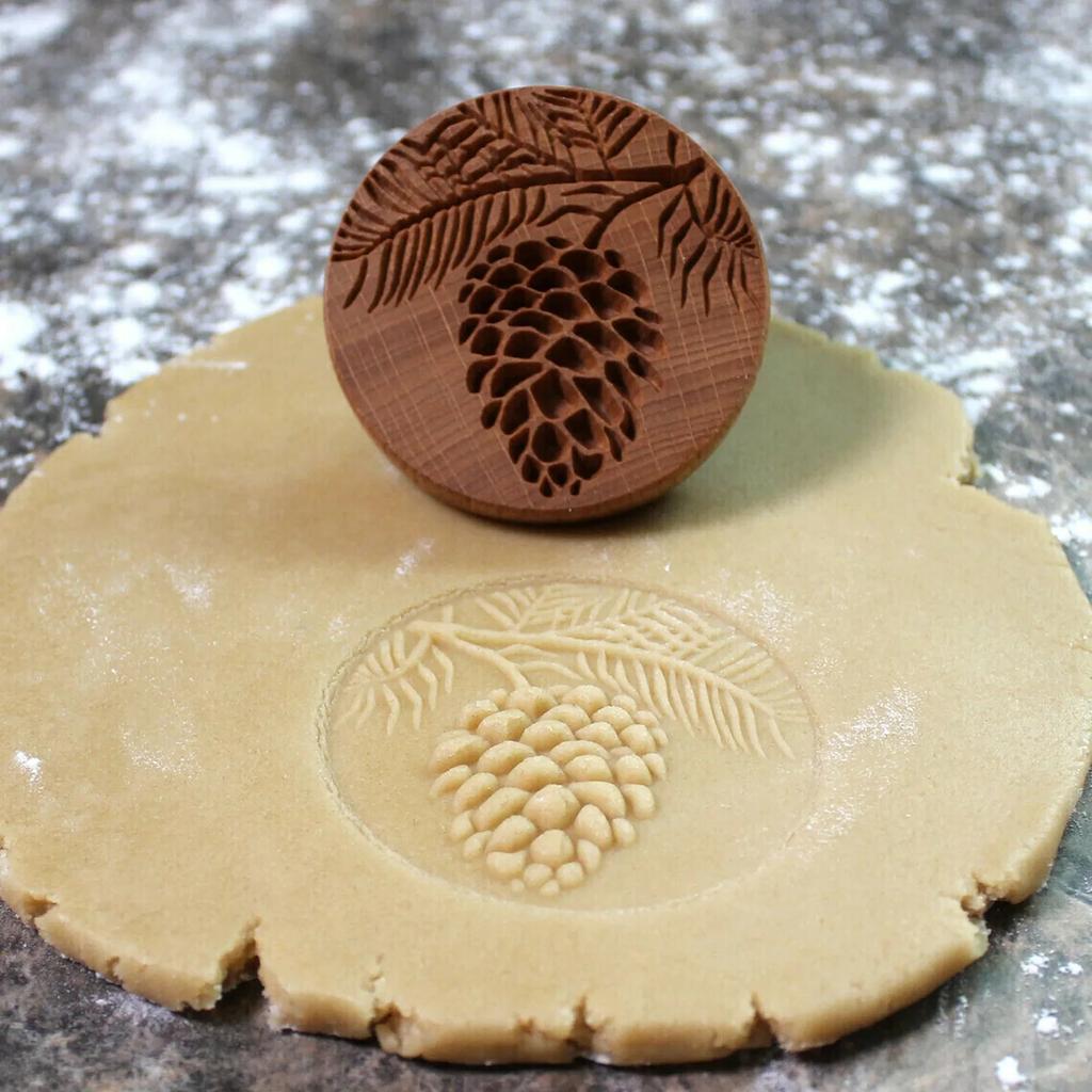 Holz Ausstechform Ausstecher Kekse Stempel Niedlicher Tannenzapfen Blume 3D Kuchen Prägeform Lebkuchen Gebäck- und Backzubehör