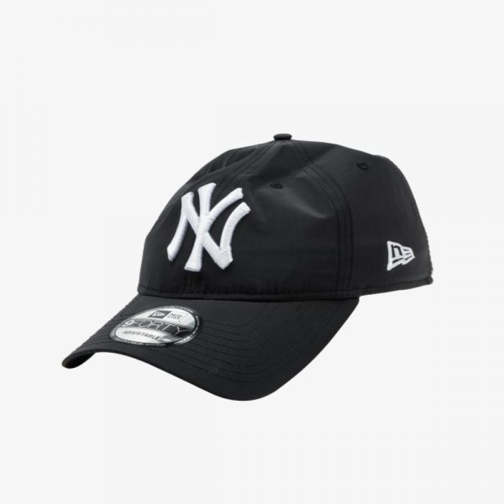 New Era New York Yankees Metal Nylon Unstructured Ballcap Black 14561850