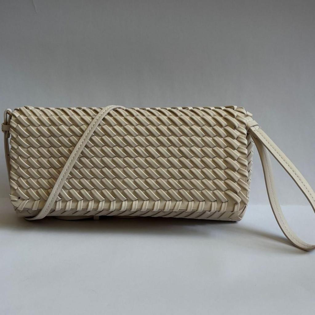 2025 Frühling/Sommer Trendige Damen Crossbody Webklappe Tasche