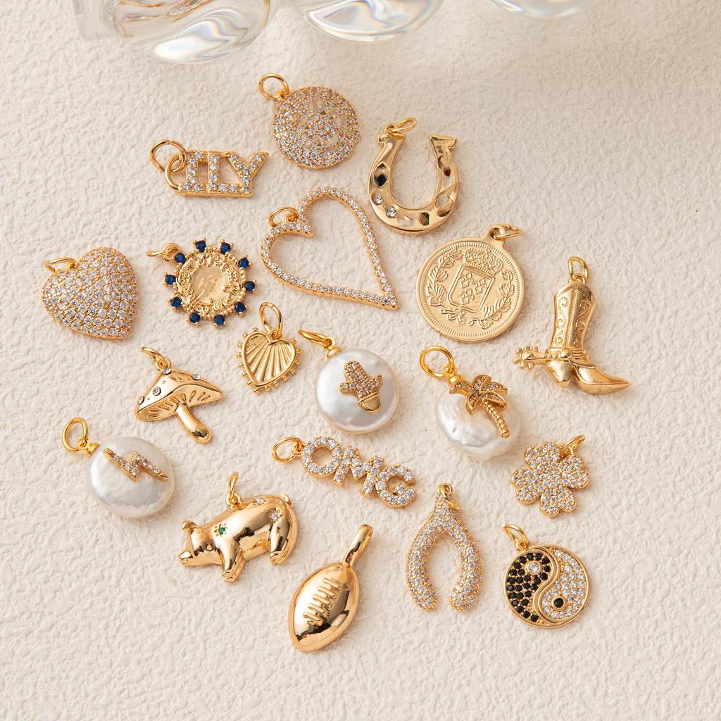 European and American DIY handmade small pendant accessories, heart-shaped horseshoe pendant, gold-plated color preservation