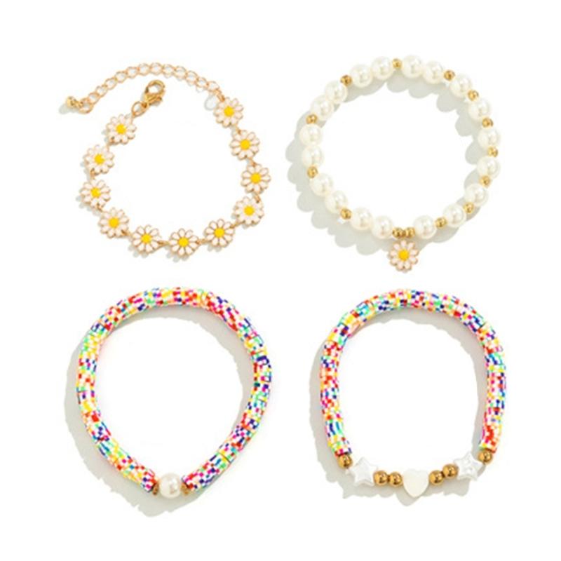 Daisy Pendant Bracelet Set with Faux Pearls Colorful Beaded Handchain Accessory Stackable Wristchain for Women Girls